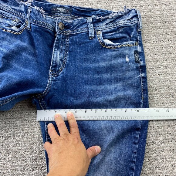 Silver Jeans Women's Cut-off Pants ELYSE Size 34 Slim Blue Denim Jeans Distress - Picture 13 of 14